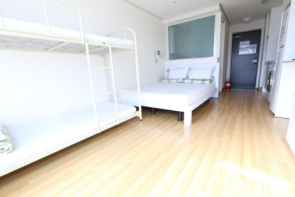 Phil House Vandrehjem Guri Værelse billede